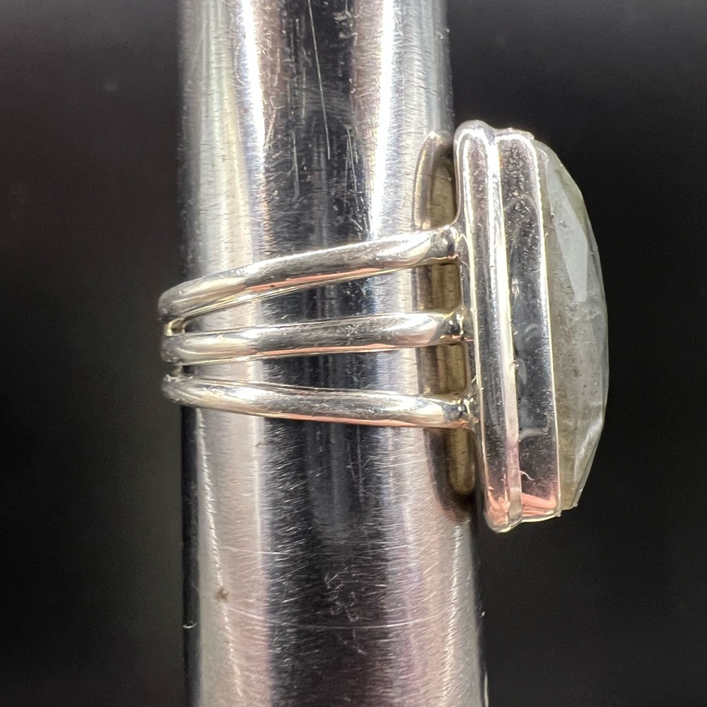 Sterling Silver Rectangle Labradorite Ring - image 3